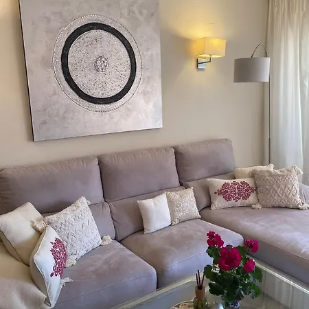 Santa Maria Village, Elviria, Apartamento